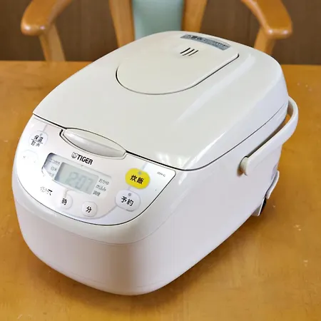 Tomariピースリー安里 401公寓 外观 照片